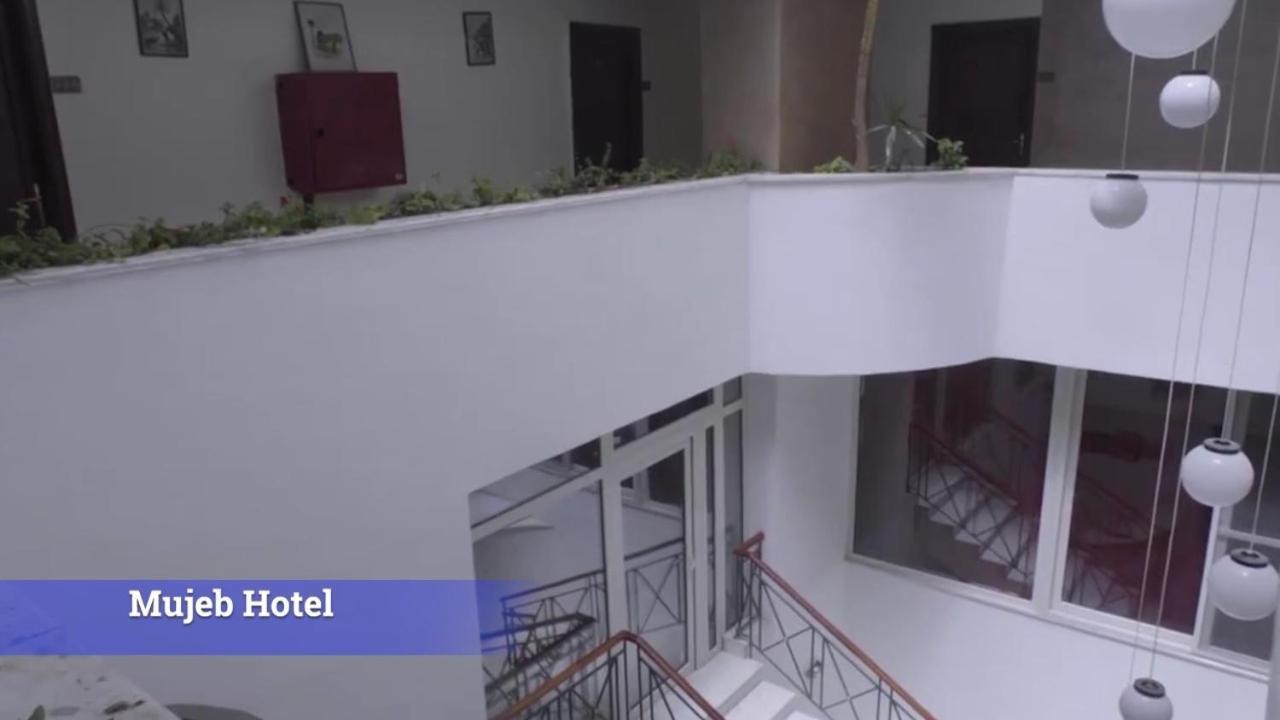 Hotel Al-Mujeb Karak Esterno foto